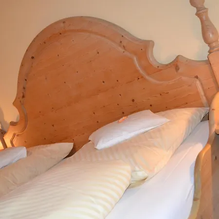 בית הארחה Roedertor 2*